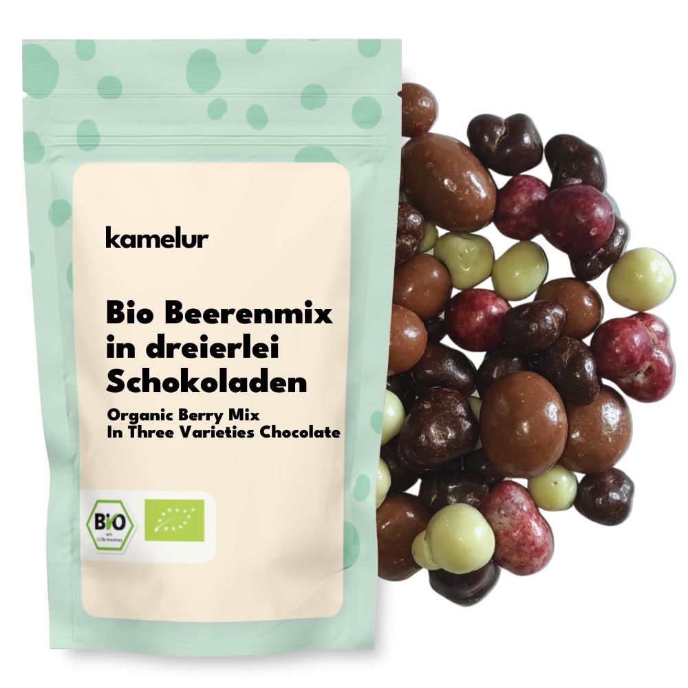 Mix di frutti di bosco biologici in tre tipi di cioccolato